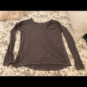 Lululemon flip your dog long sleeve